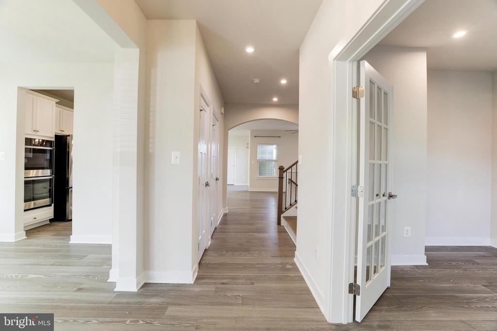 13 S LOCUST STREET