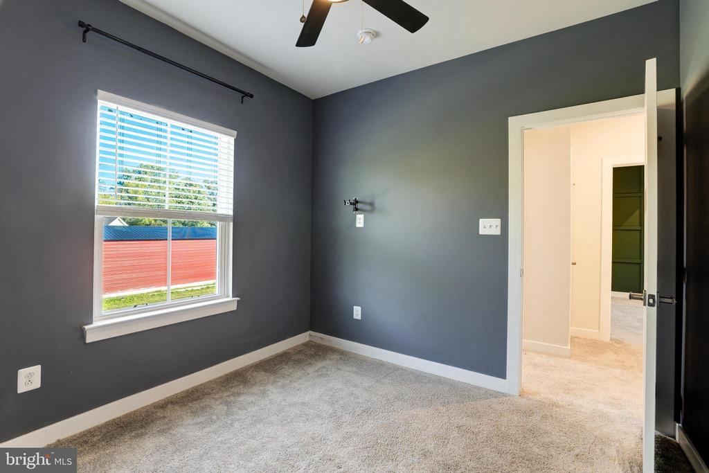 13 S LOCUST STREET