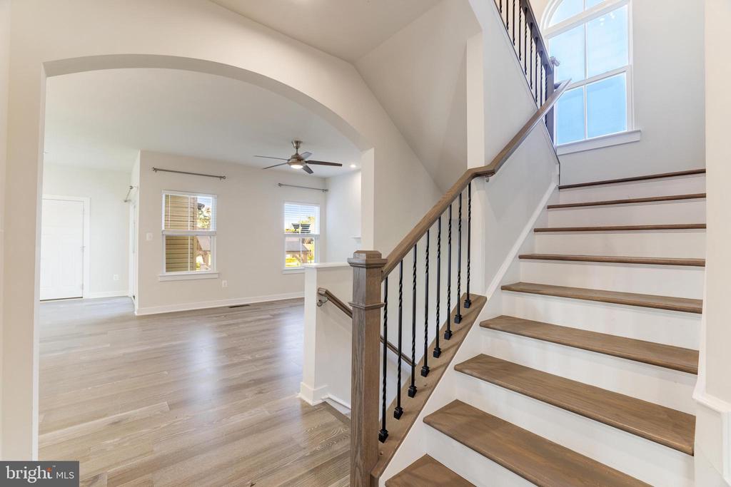 13 S LOCUST STREET