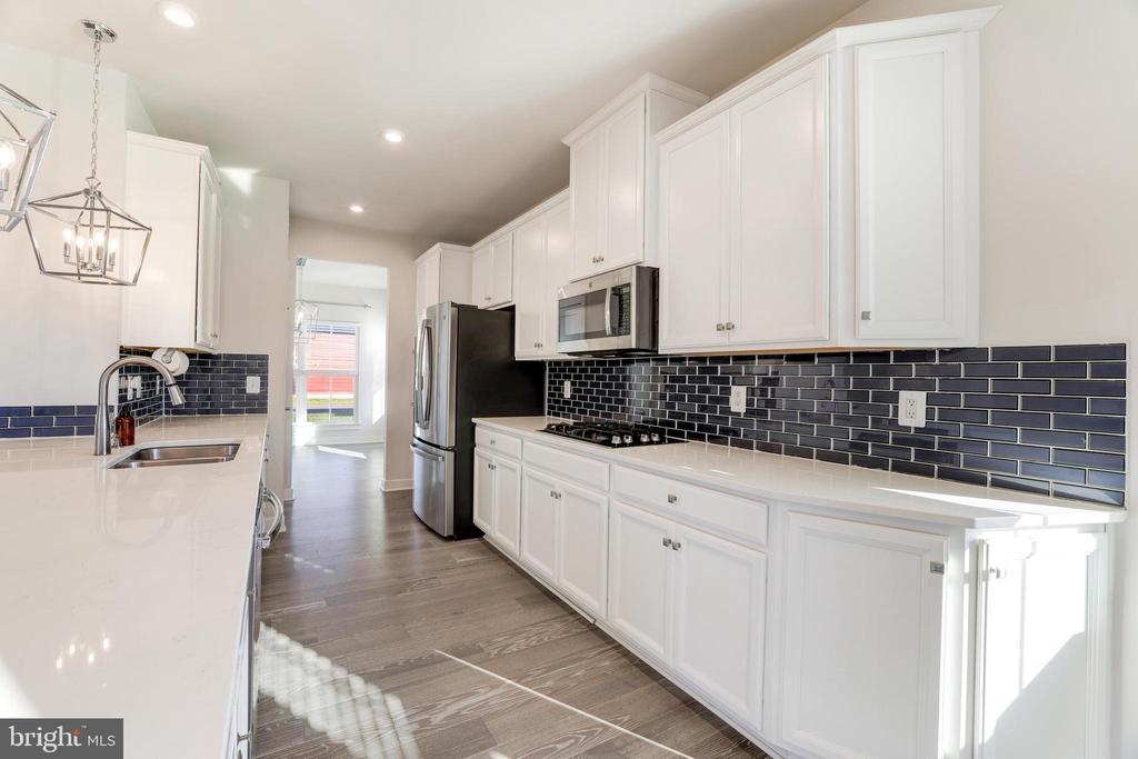 13 S LOCUST STREET