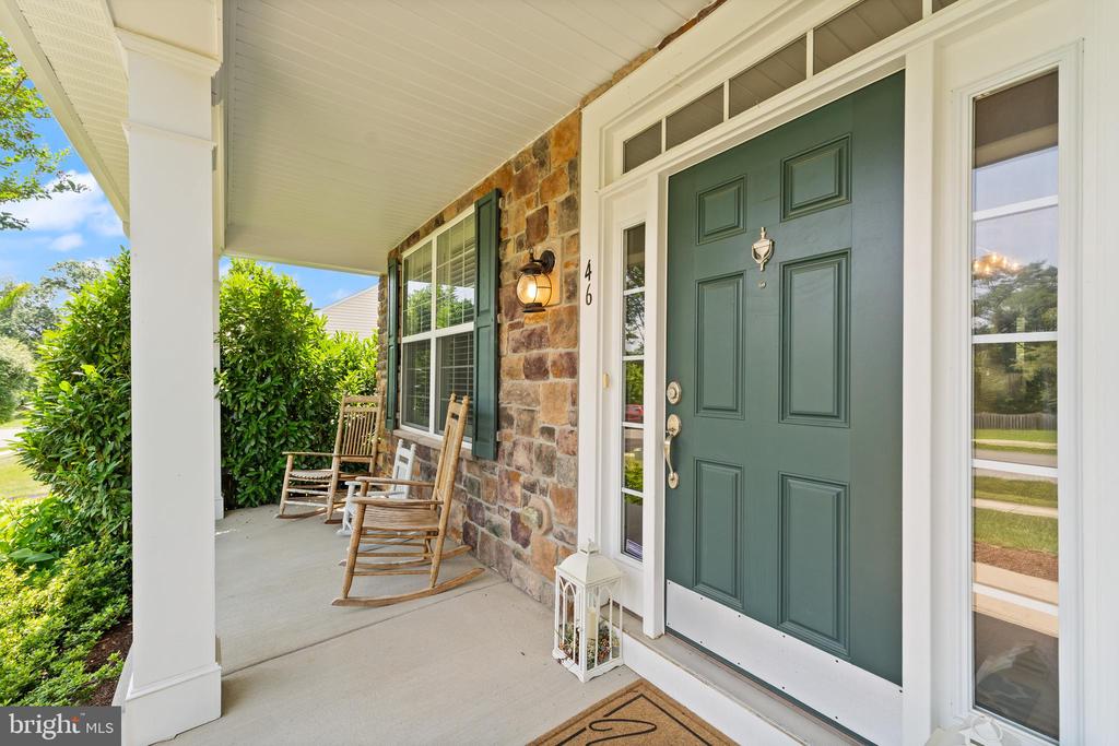 46 STONE OAK PLACE