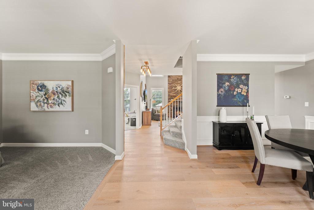 46 STONE OAK PLACE