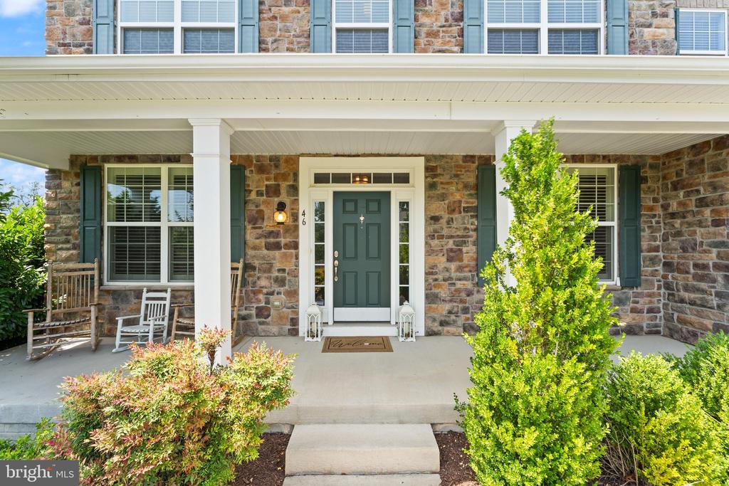 46 STONE OAK PLACE