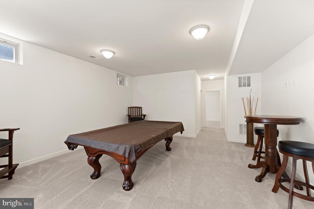 46 STONE OAK PLACE