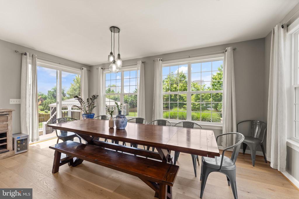 46 STONE OAK PLACE