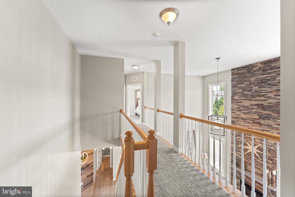 46 STONE OAK PLACE