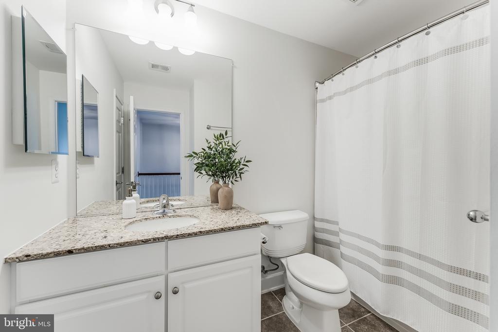 314 VIRGINIA WILDFLOWER TERRACE SE