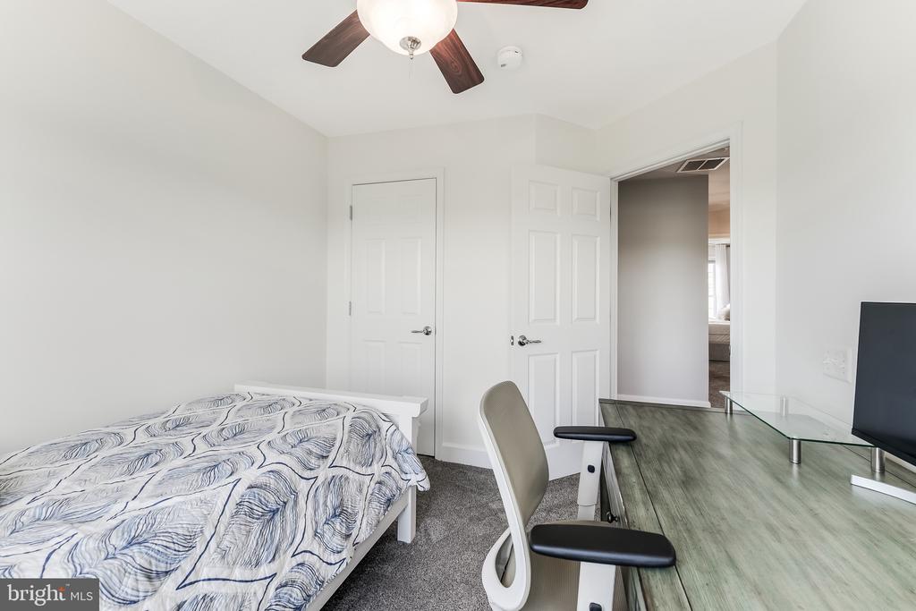 314 VIRGINIA WILDFLOWER TERRACE SE