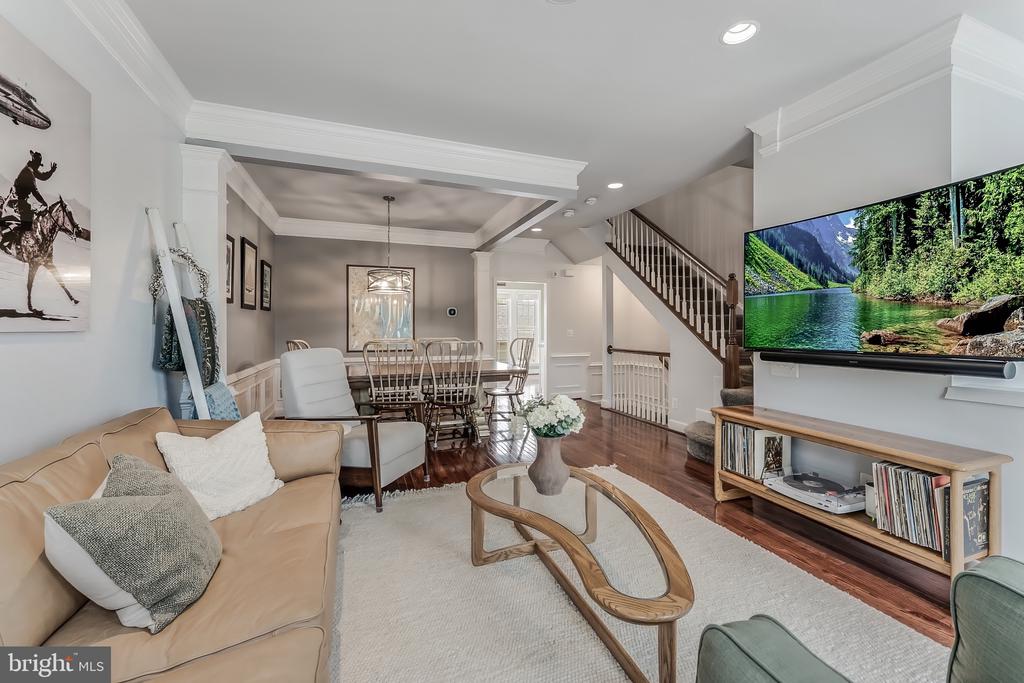 314 VIRGINIA WILDFLOWER TERRACE SE