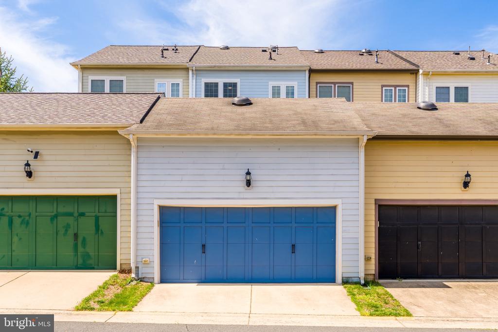 314 VIRGINIA WILDFLOWER TERRACE SE