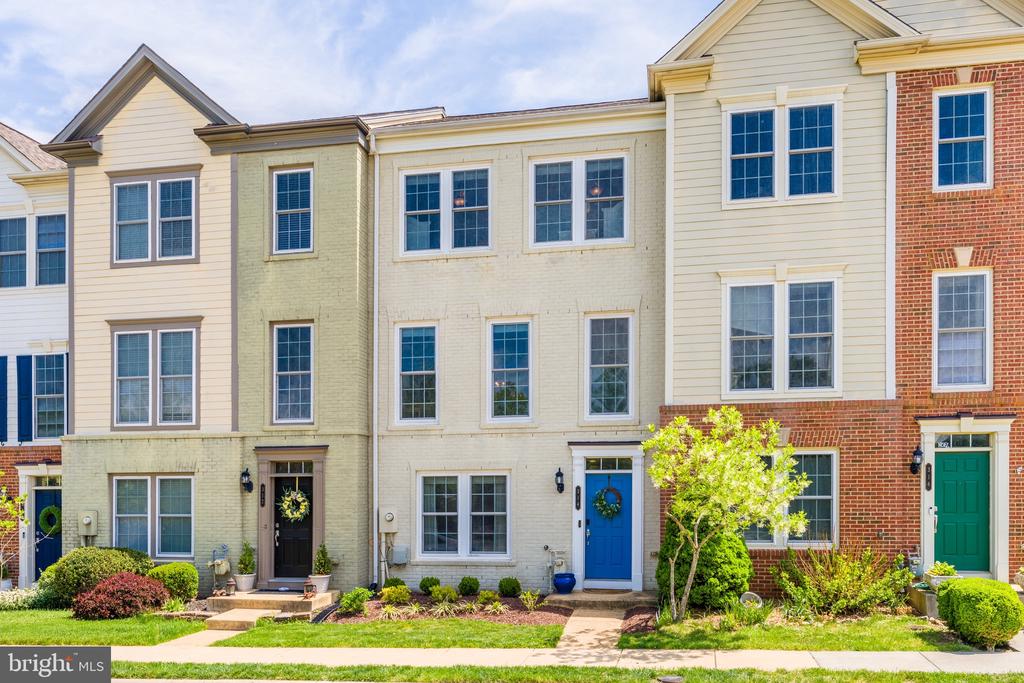 314 VIRGINIA WILDFLOWER TERRACE SE