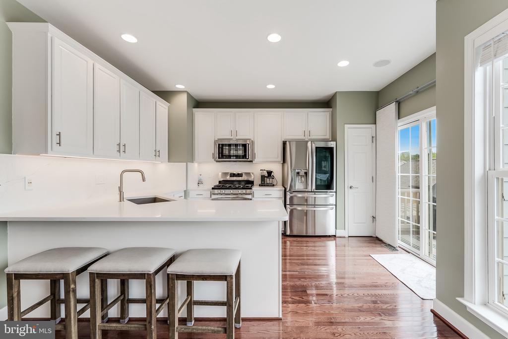 314 VIRGINIA WILDFLOWER TERRACE SE