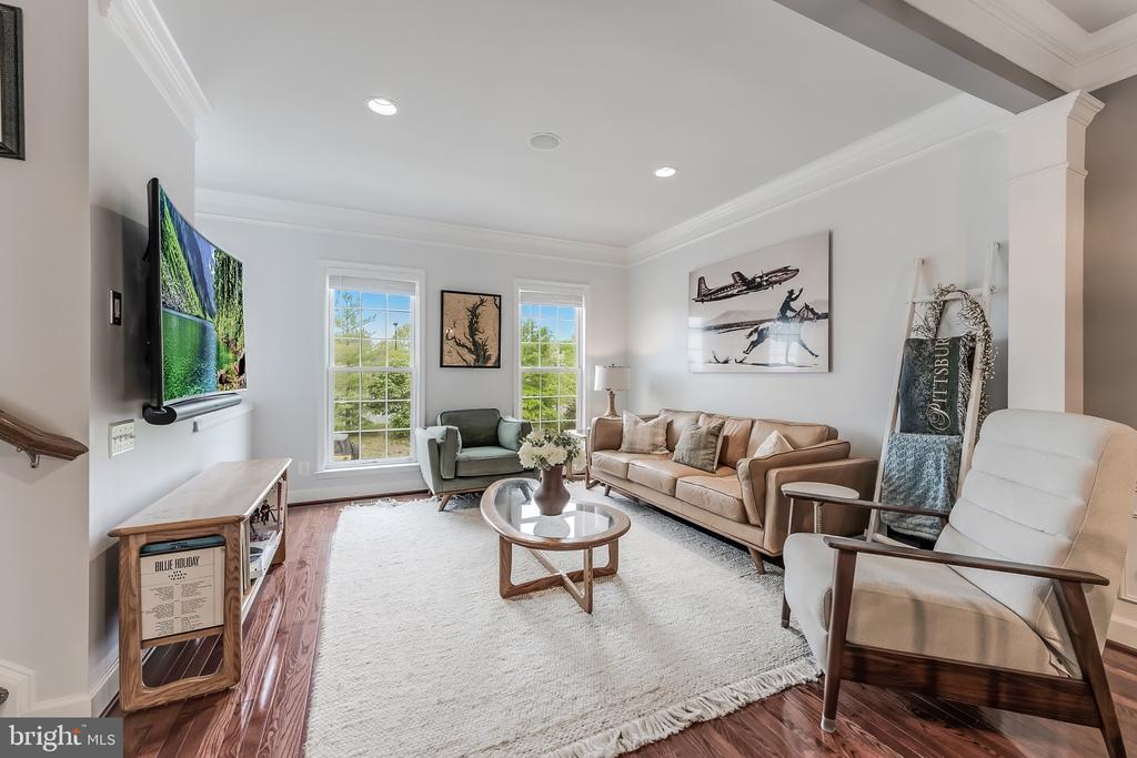 314 VIRGINIA WILDFLOWER TERRACE SE