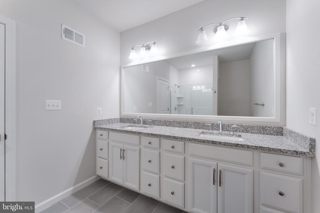 23215 MILLTOWN KNOLL SQUARE Unit: 115