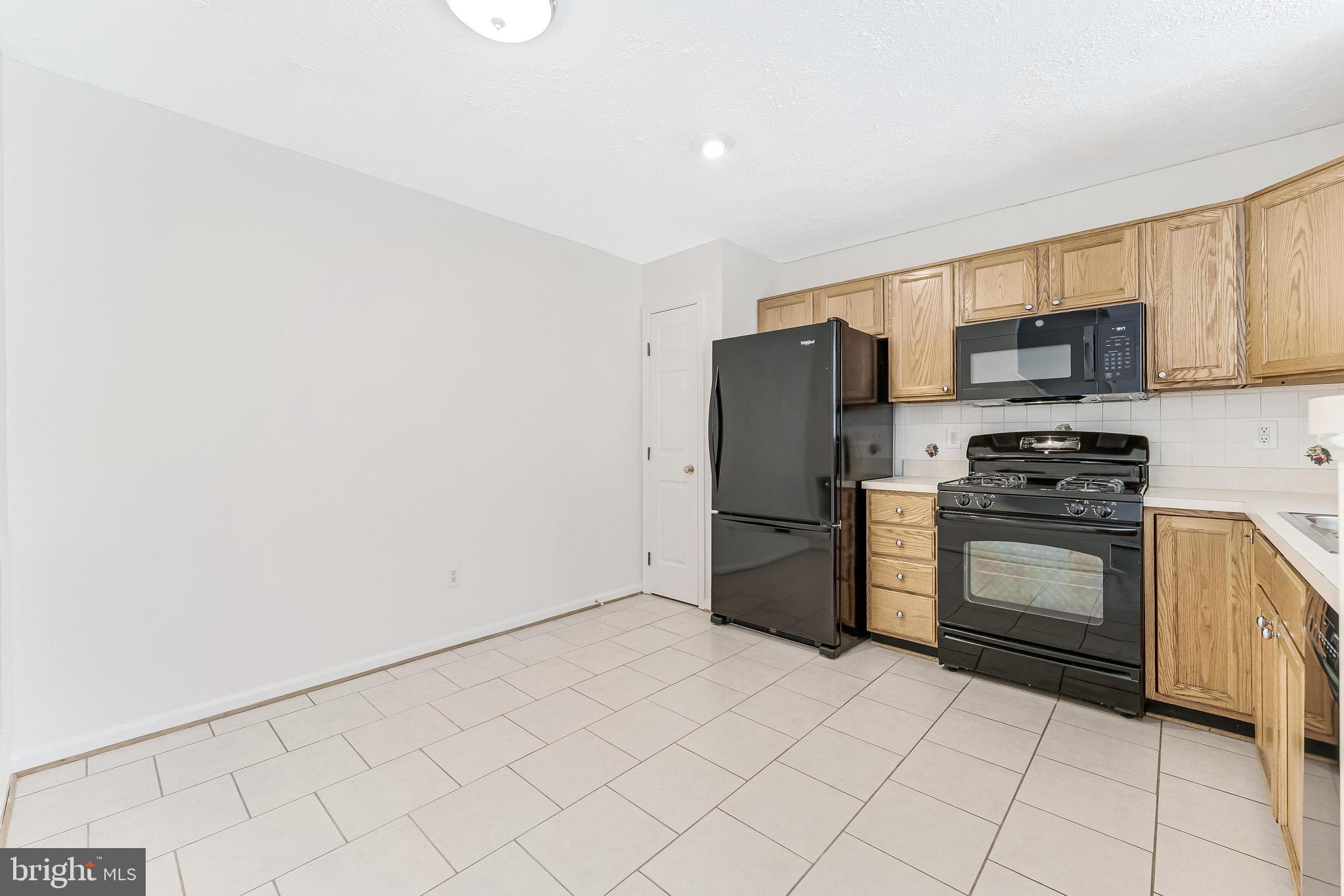 9325 Witch Hazel Way