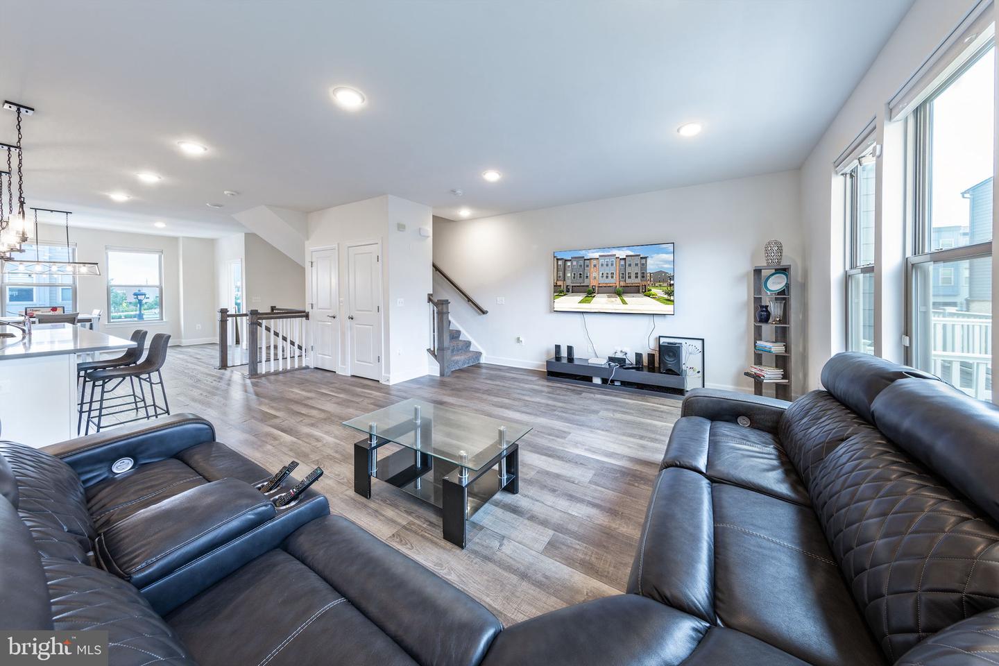 10567 Ratcliffe Trl