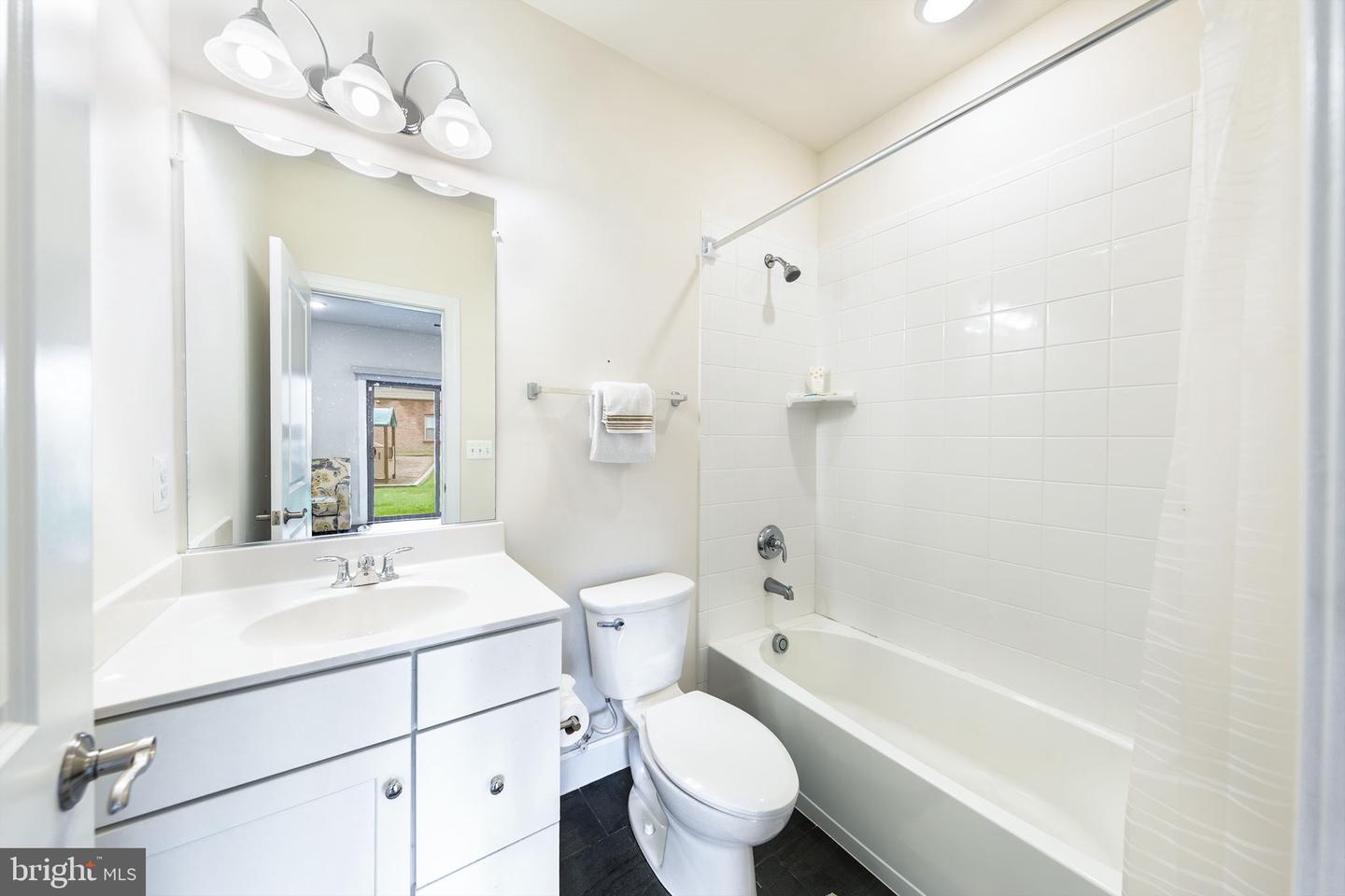 10567 Ratcliffe Trl