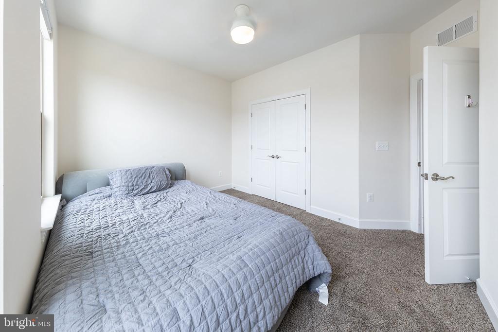 10567 Ratcliffe Trl