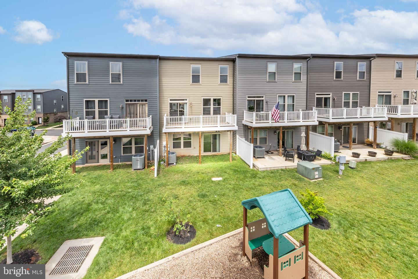 10567 Ratcliffe Trl