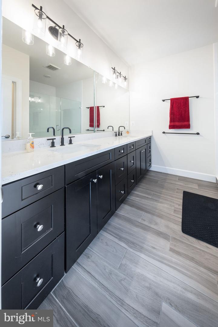 10567 Ratcliffe Trl
