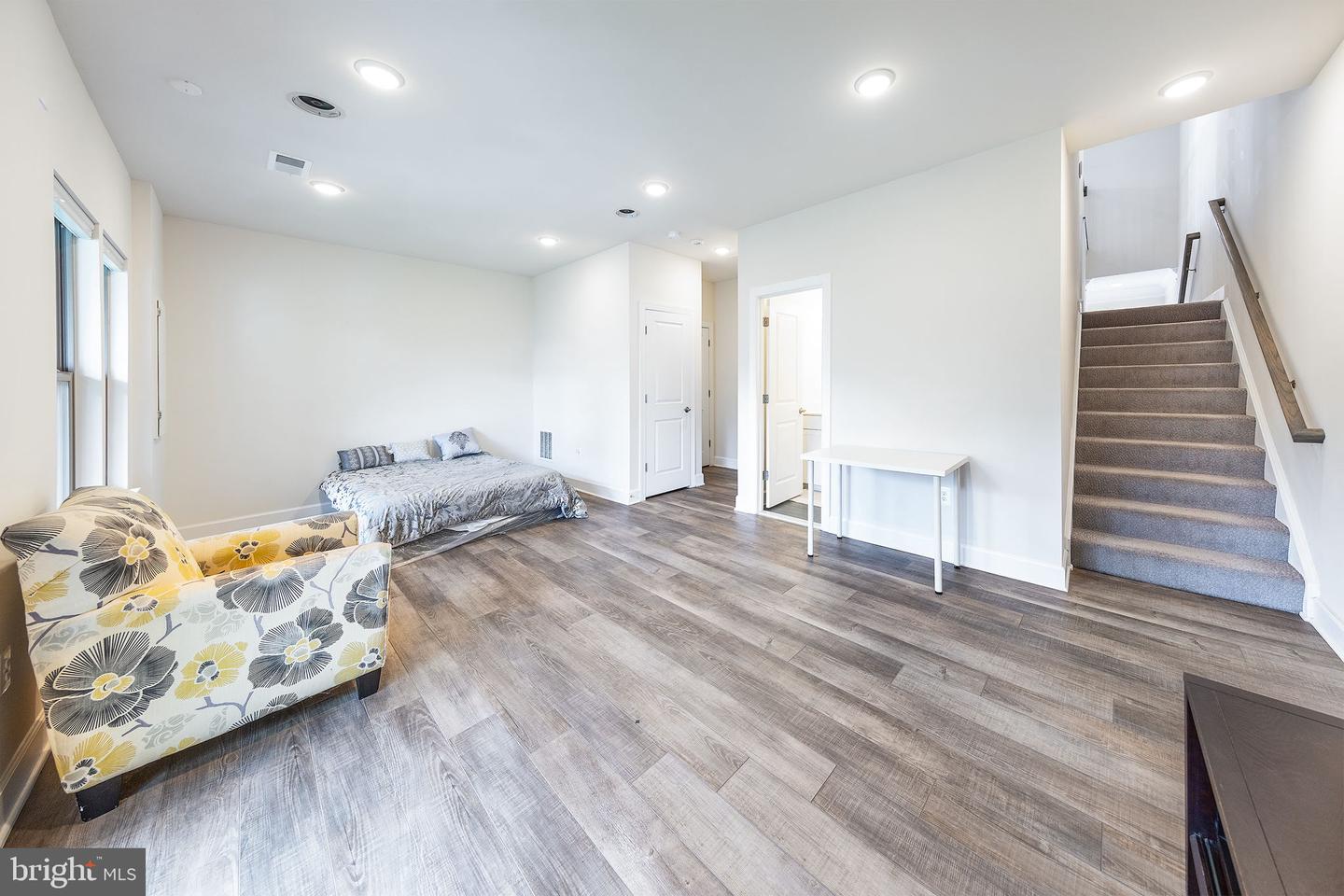 10567 Ratcliffe Trl
