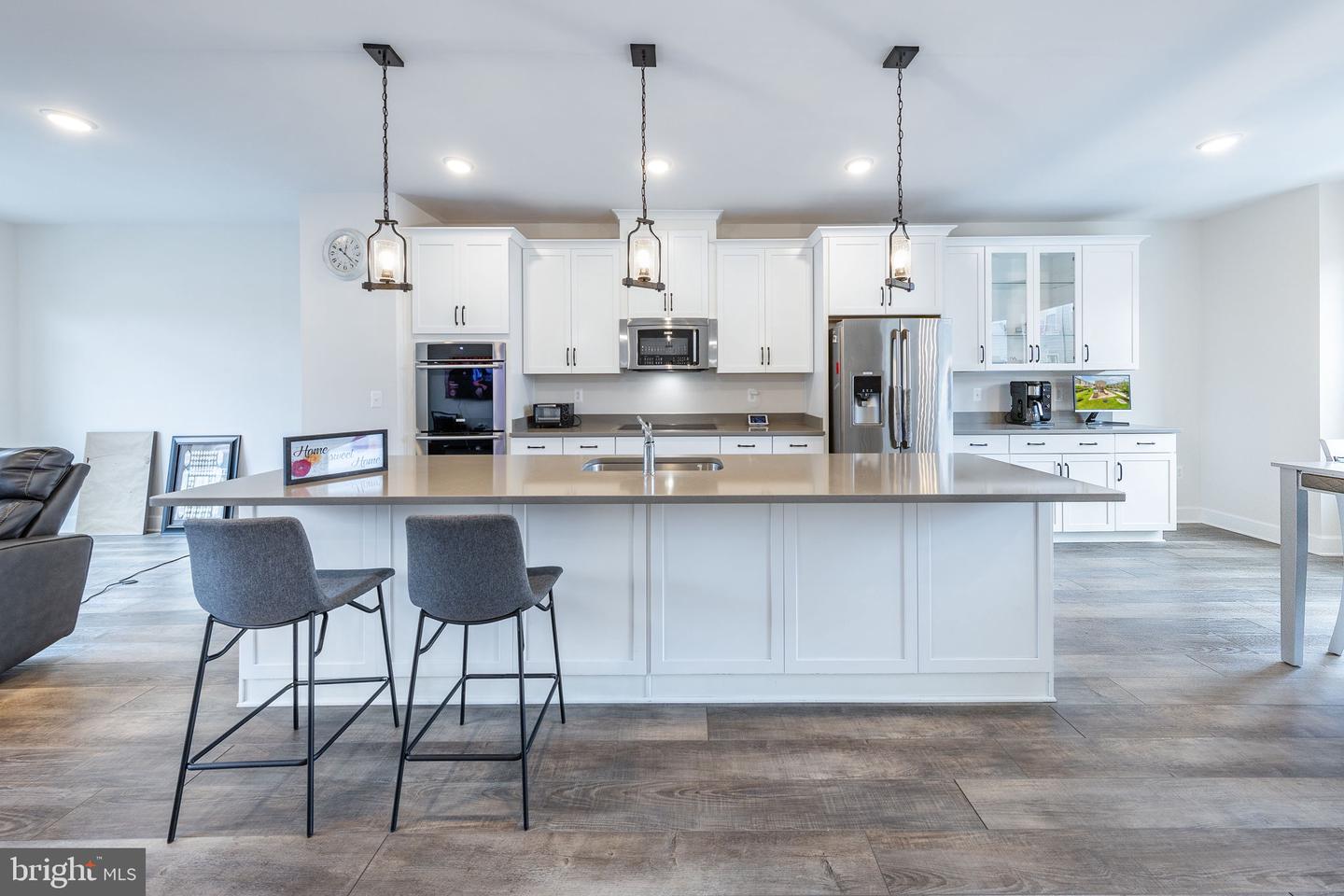 10567 Ratcliffe Trl