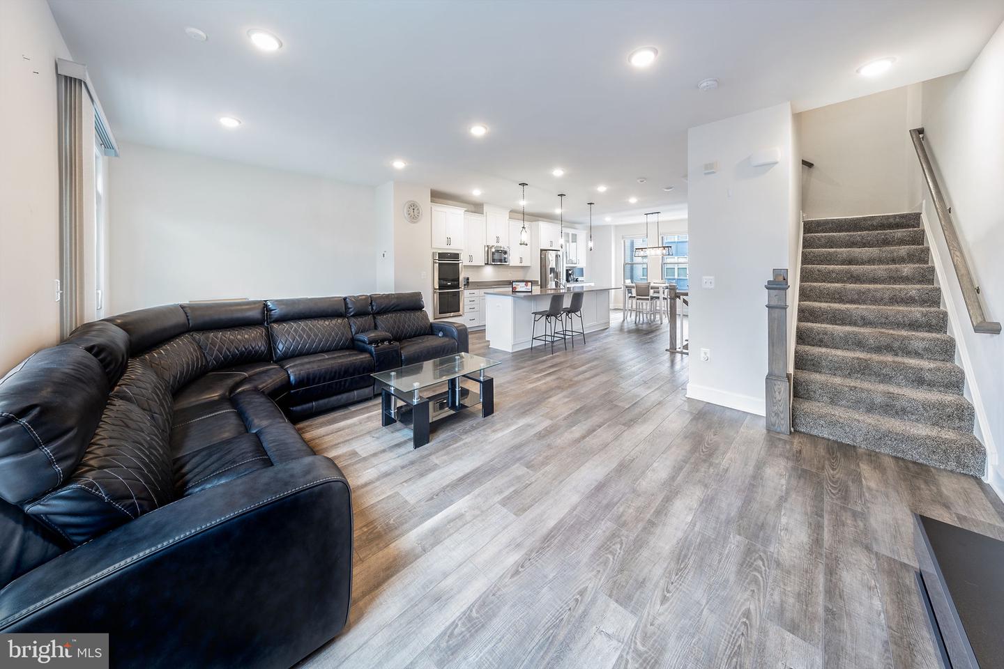 10567 Ratcliffe Trl