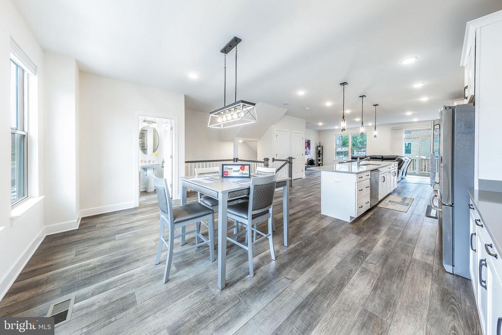 10567 Ratcliffe Trl
