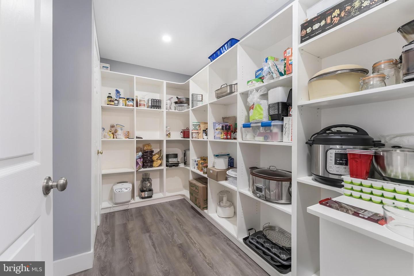 10176 Strawflower Ln
