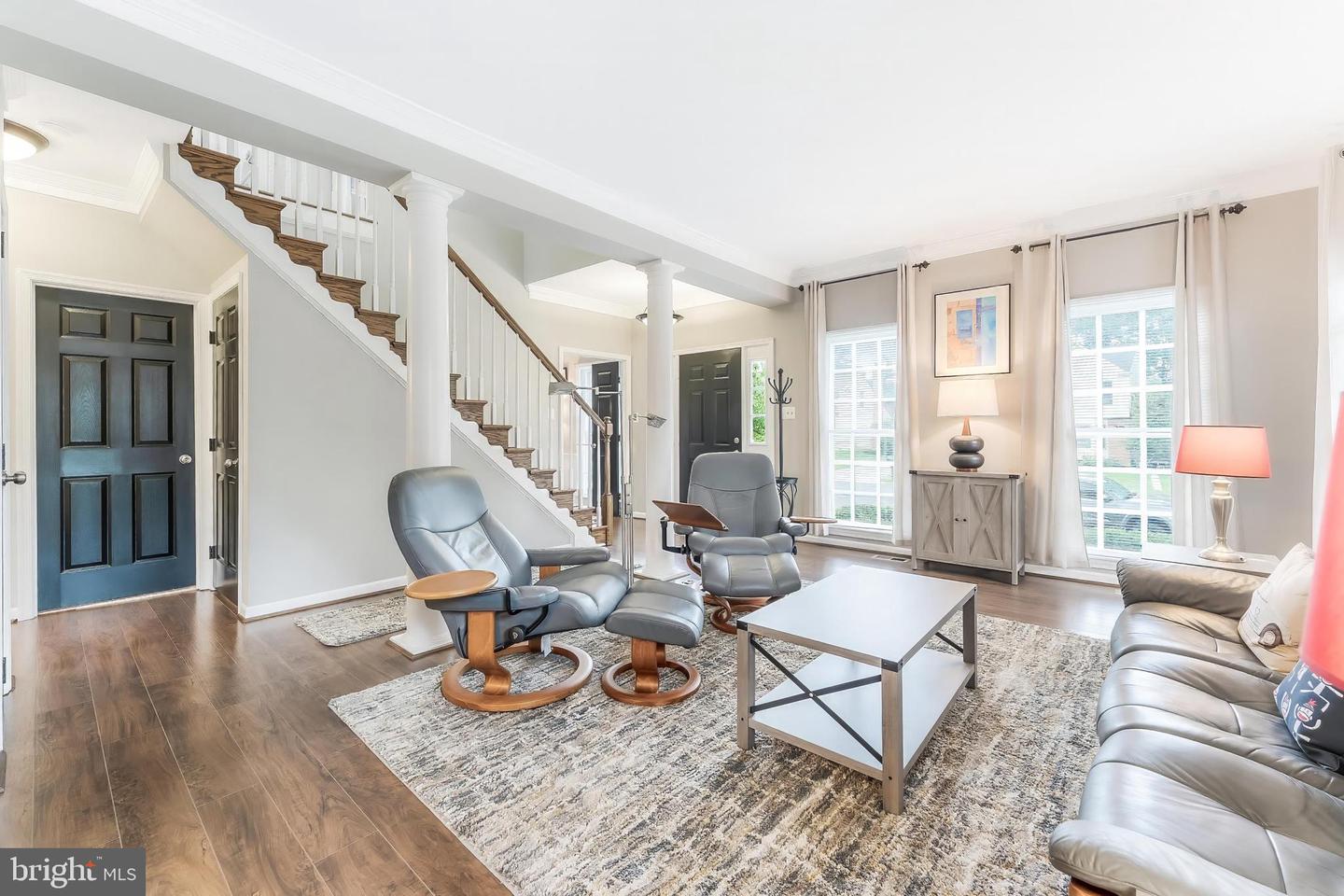 10176 Strawflower Ln