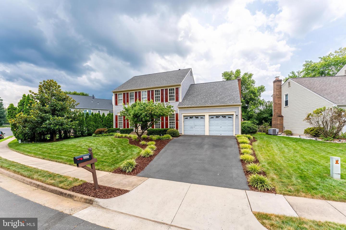 10176 Strawflower Ln