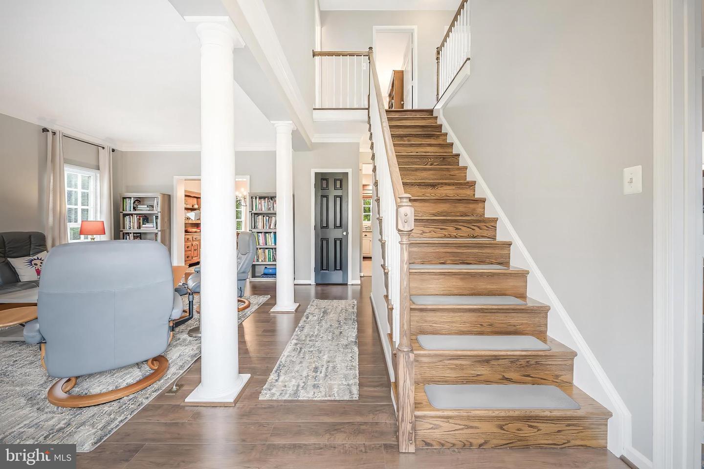 10176 Strawflower Ln