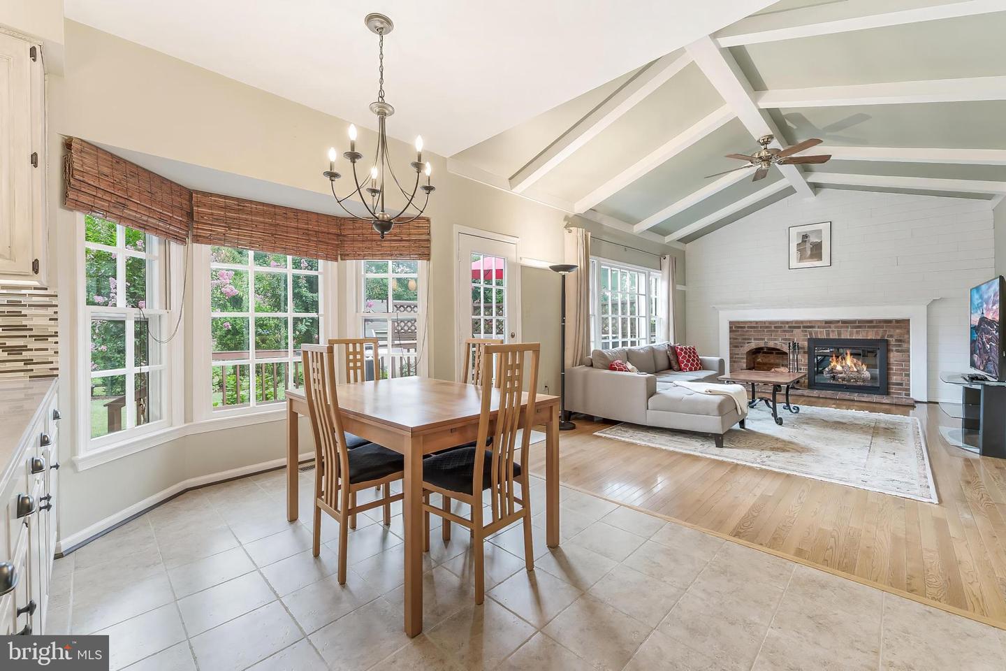 10176 Strawflower Ln