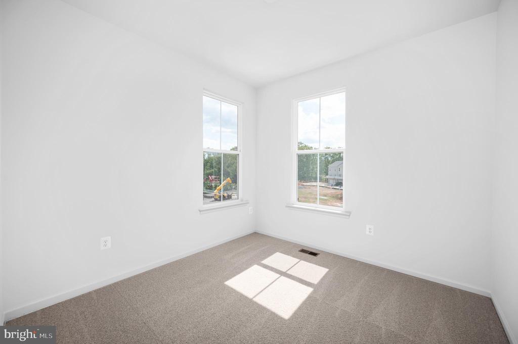 10118 QUEENS WAY