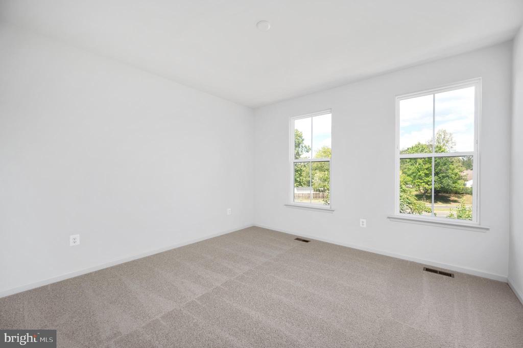 10118 QUEENS WAY
