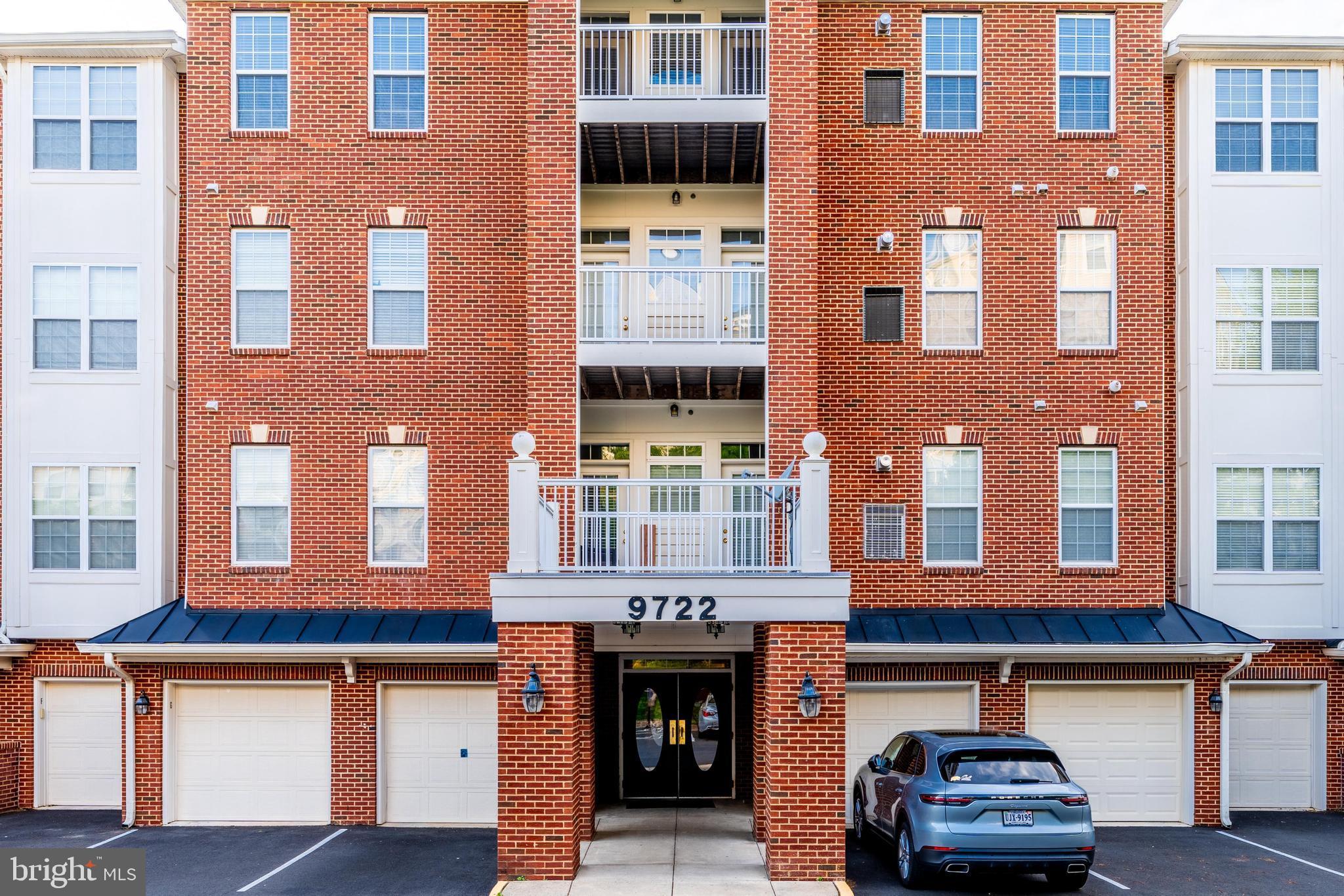 9722 Holmes Pl #Unit 301