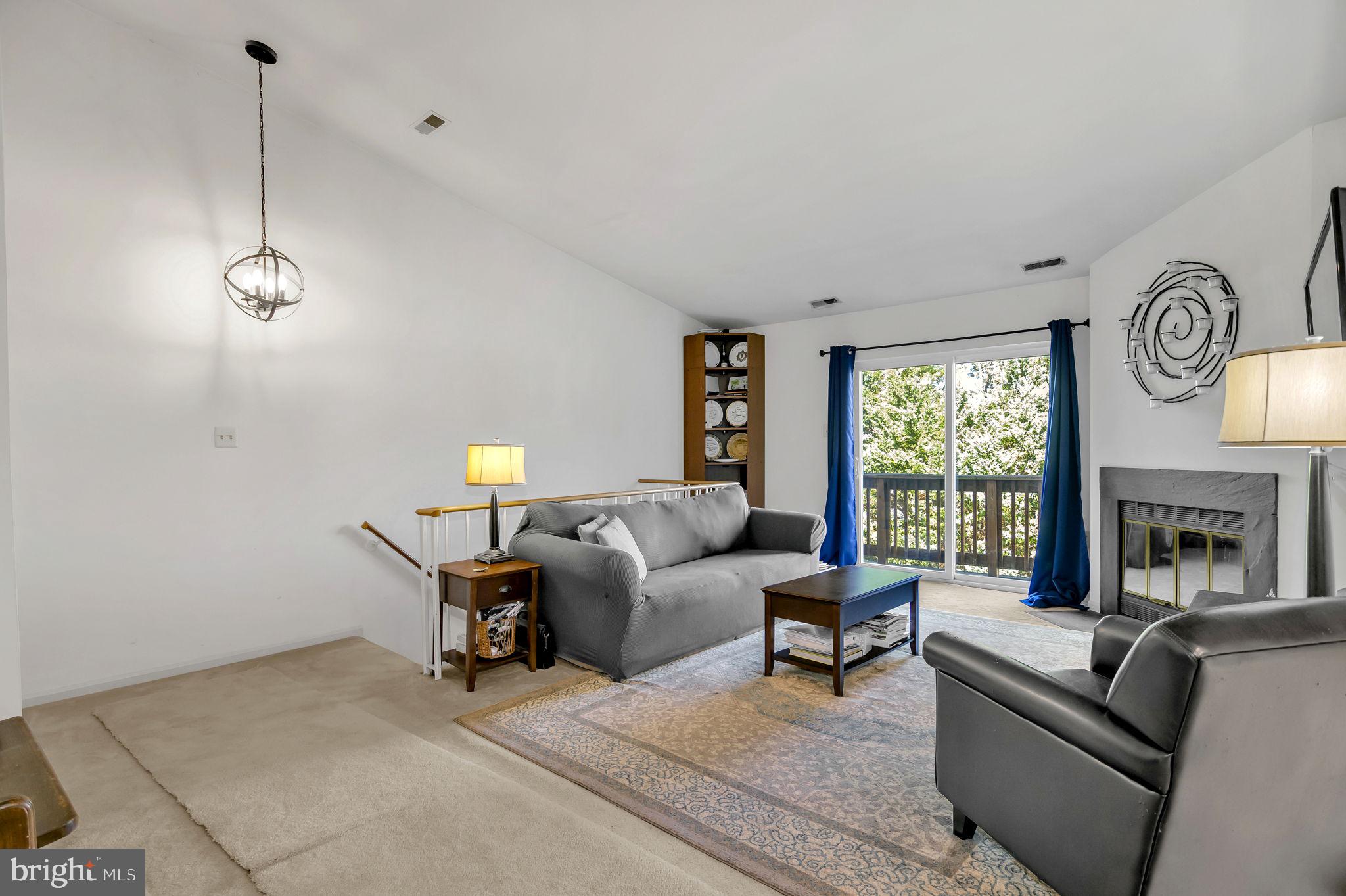 7561 Belle Grae Dr