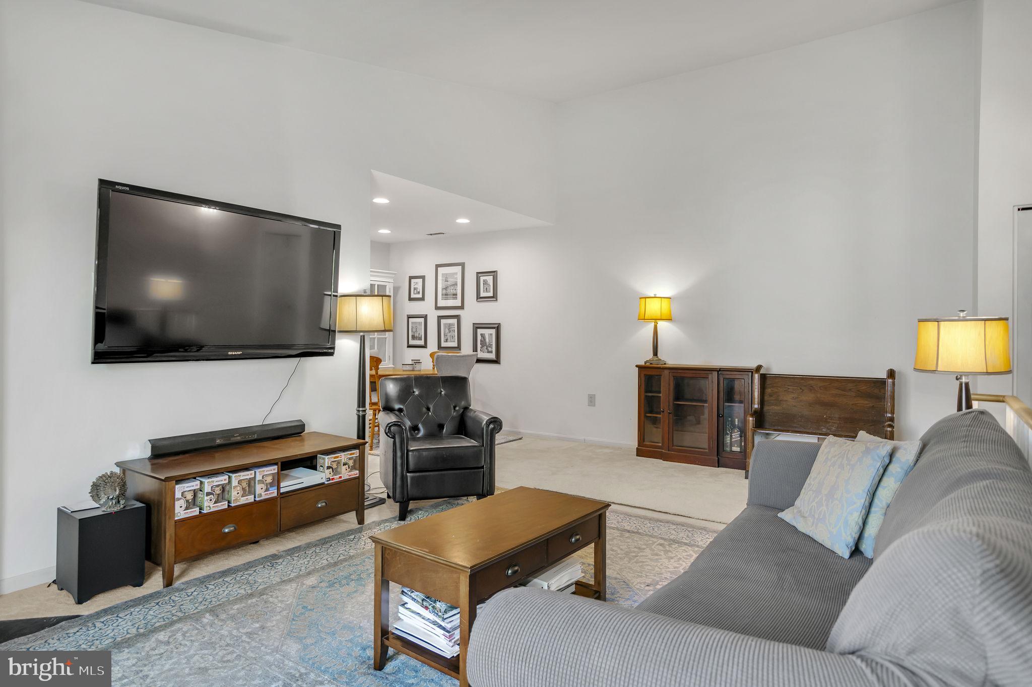 7561 Belle Grae Dr