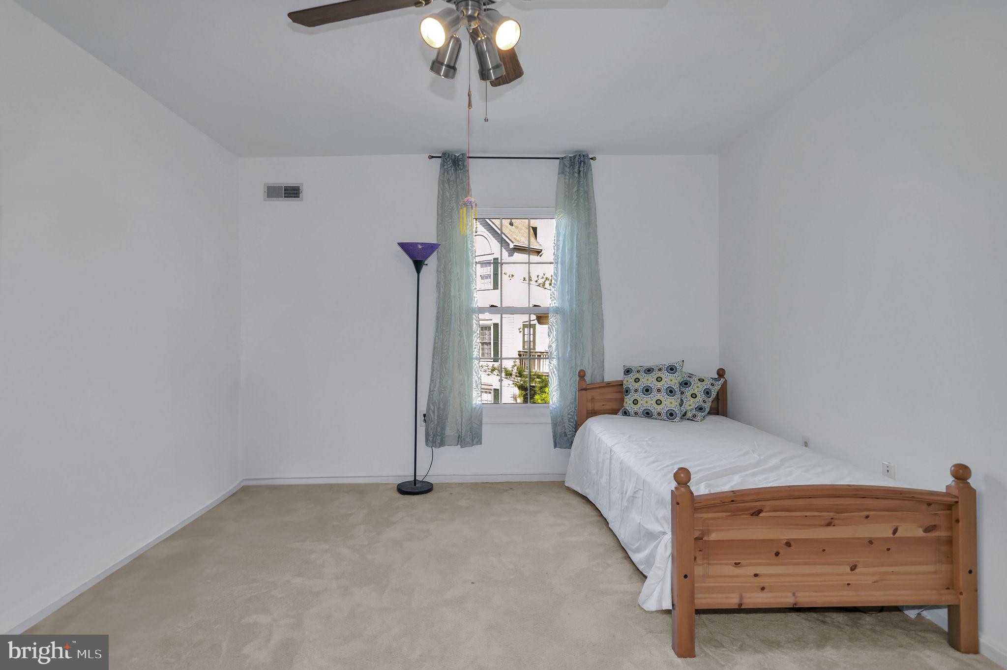 7561 Belle Grae Dr