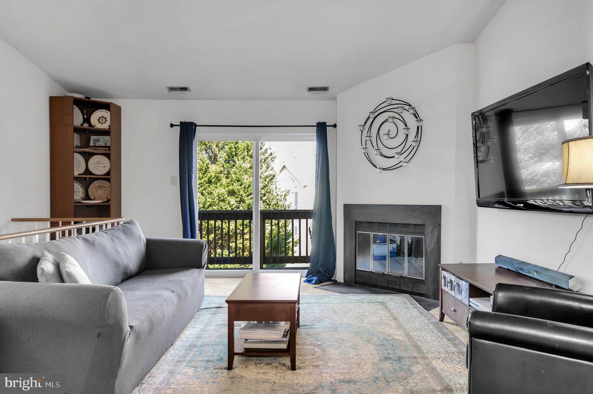7561 Belle Grae Dr