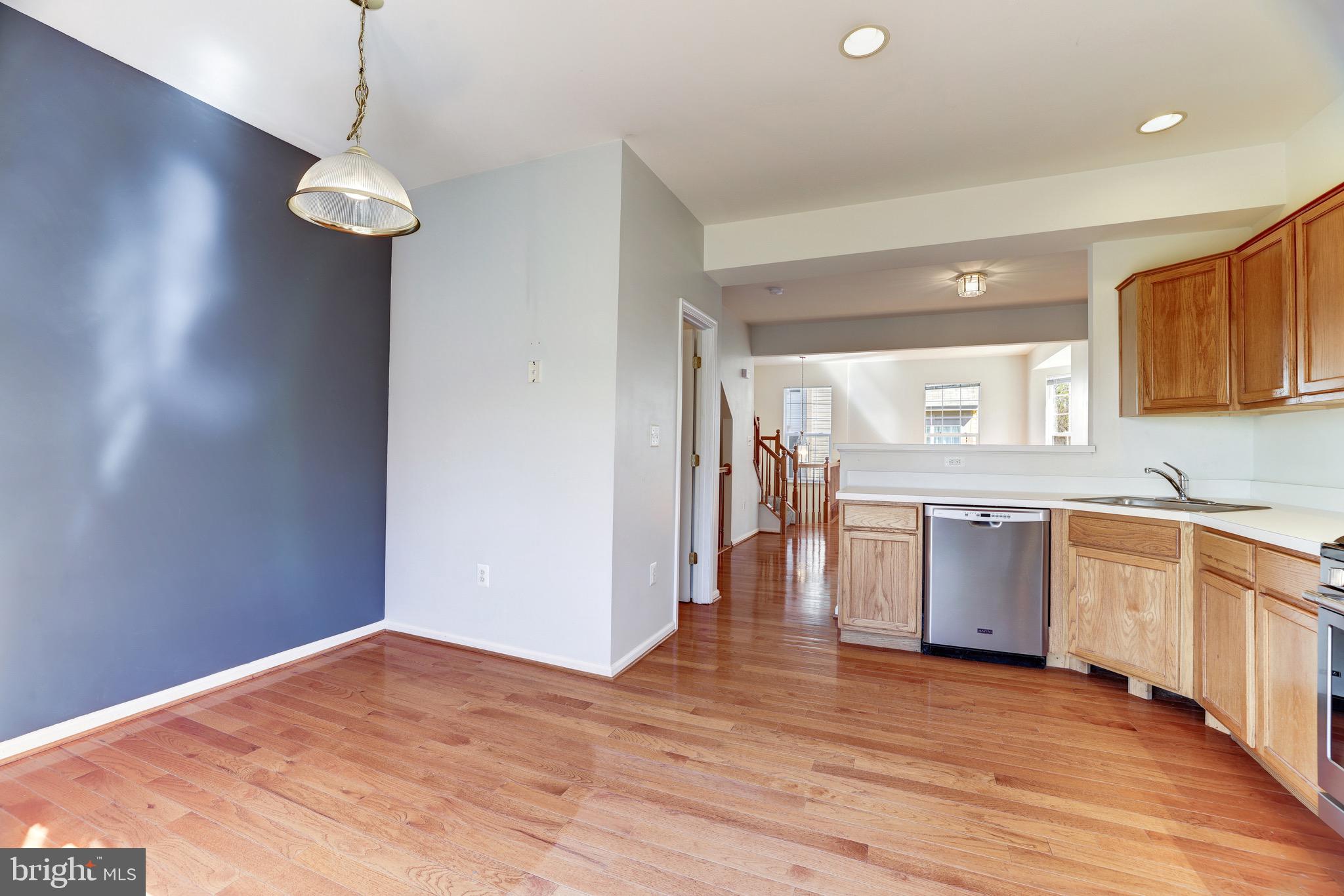 3581 Sherbrooke Cir
