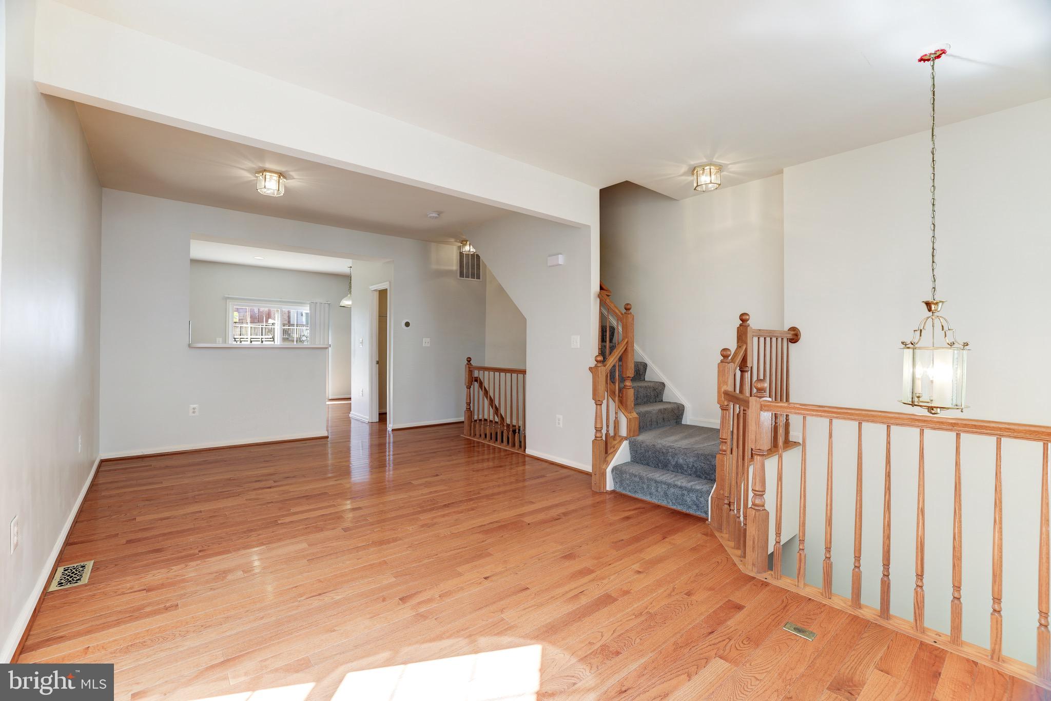 3581 Sherbrooke Cir