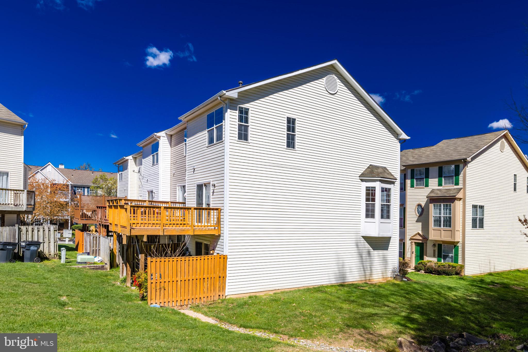 3581 Sherbrooke Cir