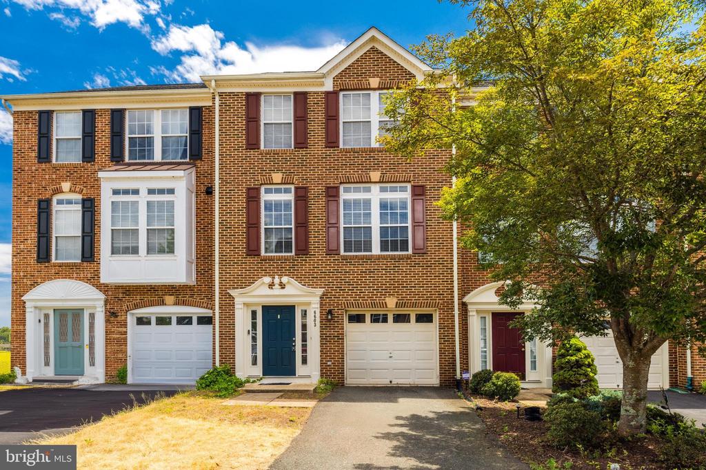6603 Parville Loop