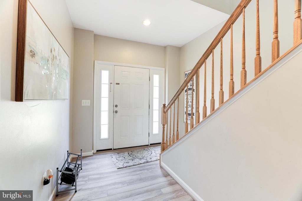 6603 Parville Loop