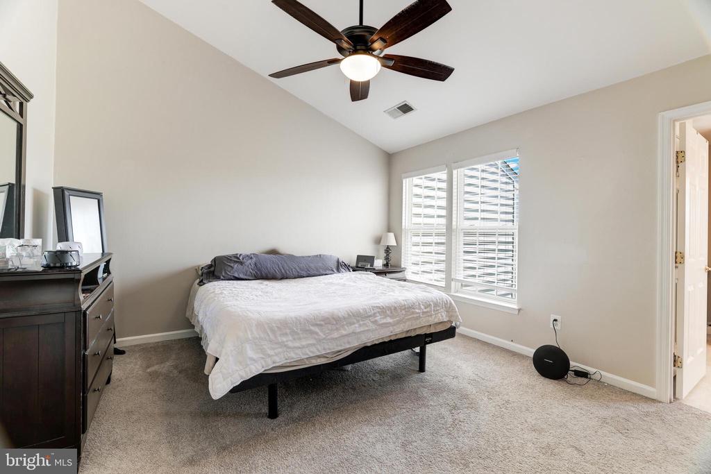 6603 Parville Loop