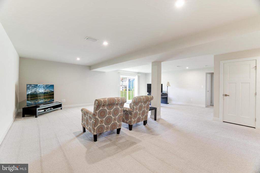 15191 Haymarket Landing Dr