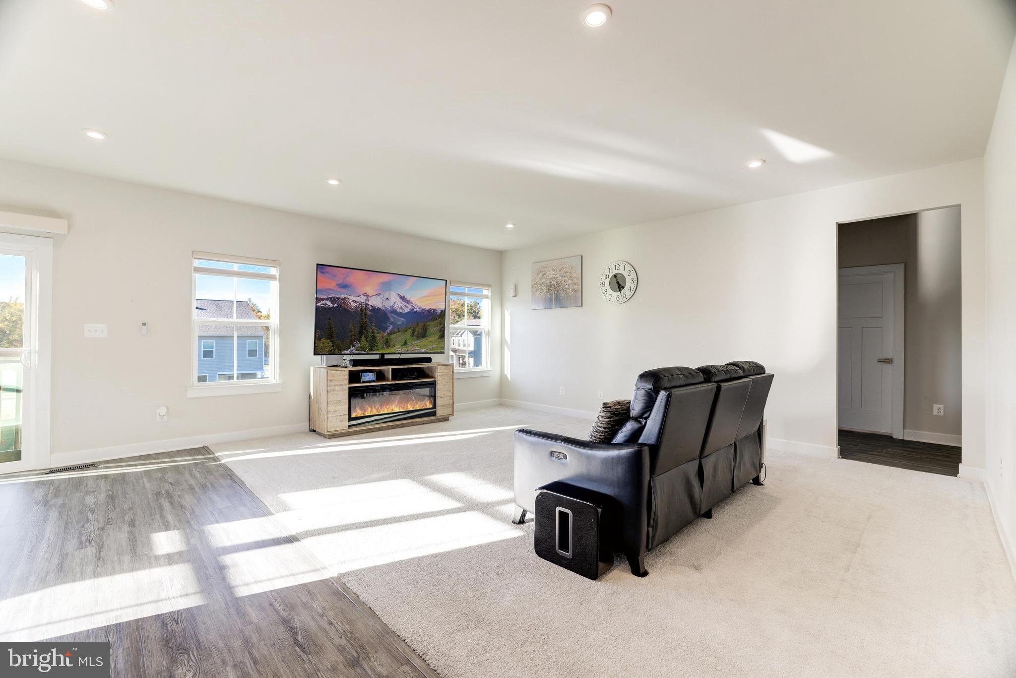 15191 Haymarket Landing Dr