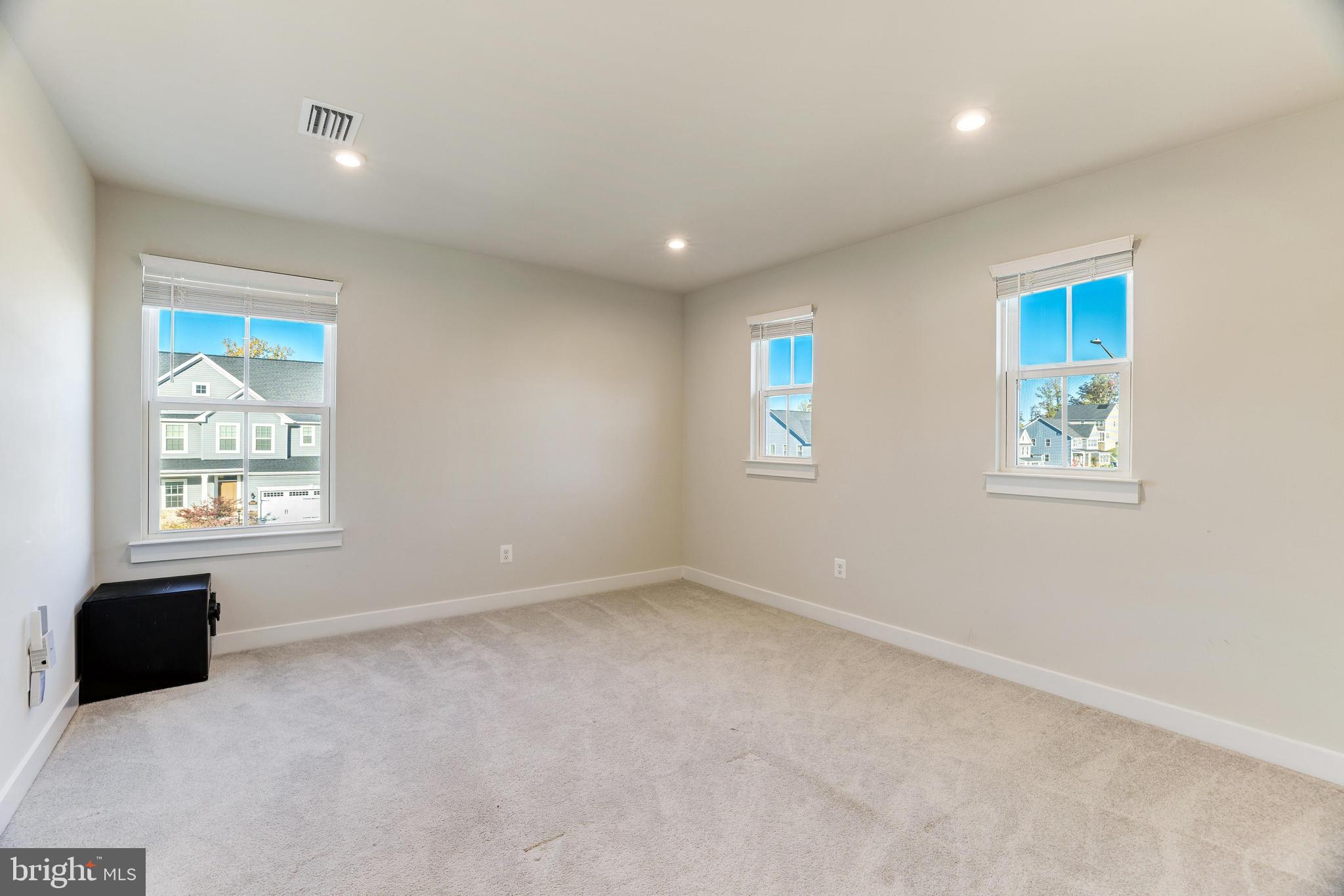 15191 Haymarket Landing Dr