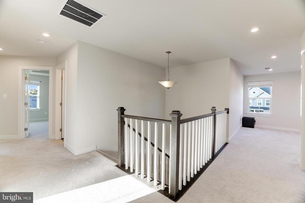 15191 Haymarket Landing Dr